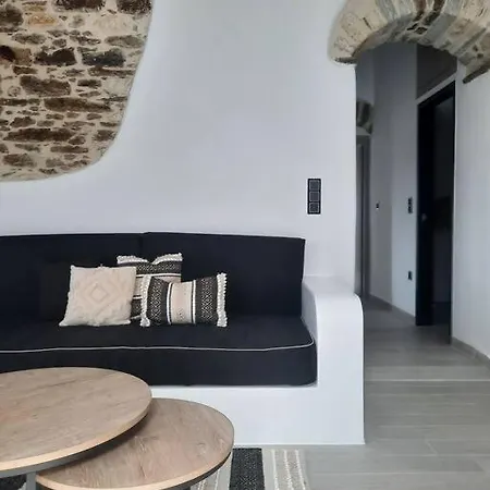 River Stone Vila Ano Potamia