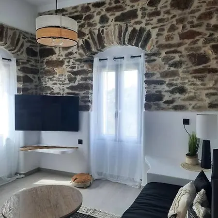 River Stone Ano Potamia